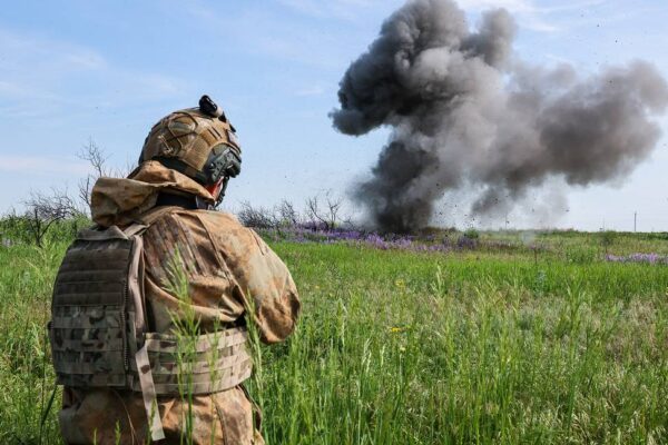 Руските сили са започнали да установяват буферна зона в Харковска област