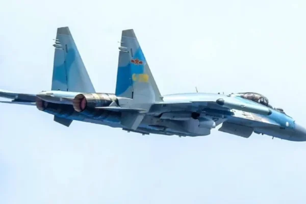 Руски изтребители са прихванали британски разузнавателен самолет над Черно море (ВИДЕО)