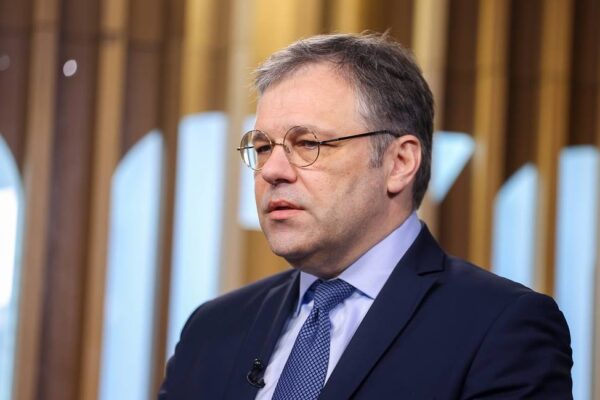 Дипломат: Киев и Западът използват „конфиденциалност“ като прикритие, за да прикрият лъжи за Русия