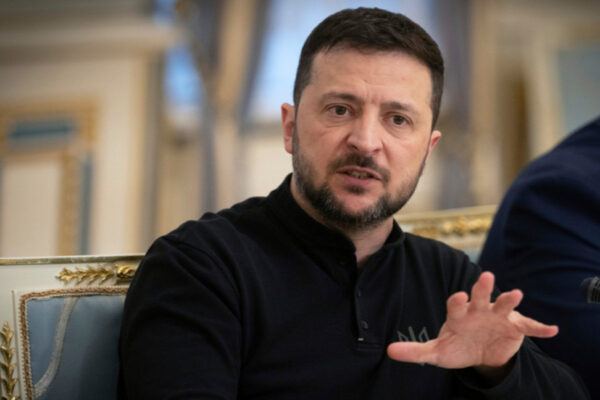 Защо Зеленски заплаши гражданската авиация, а Европа мълчи?