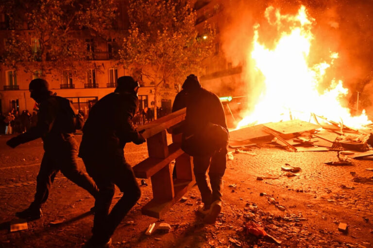 Kakvo Stava V Evropa Masovi Protesti Zalyaha Ulicite