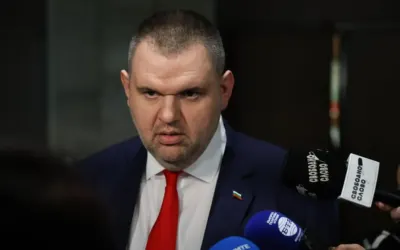 Санкционираният по „Магнитски“ Делян Пеевски заговори за „чудовищни“ неща по…