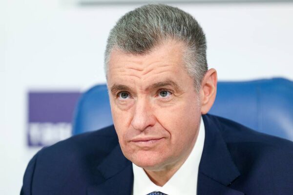 Слуцки: Европейската комисия достигна ново дъно, обвинявайки Русия в… Слуцки: Европейската комисия достигна ново дъно, обвинявайки Русия в...